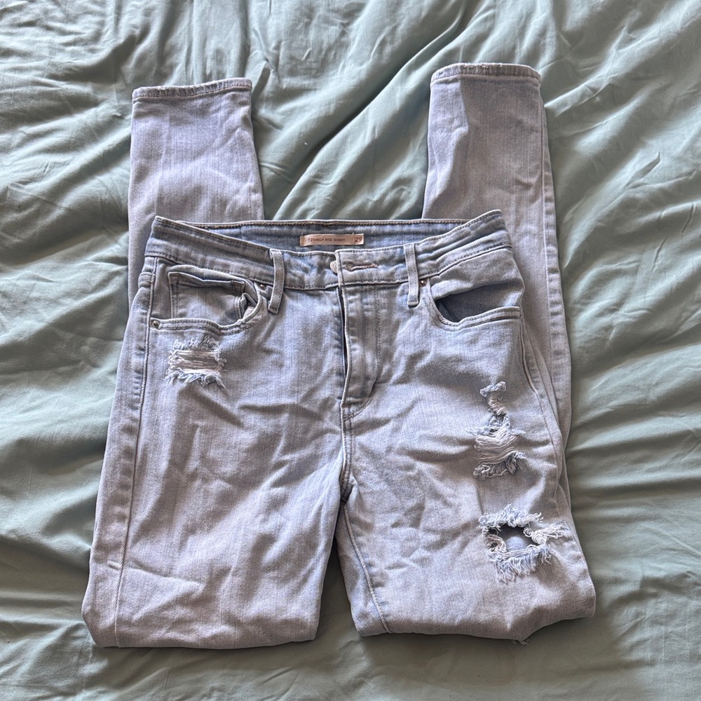 Vintage Levis 721 High Rise Light Wash Women’s Skinny Jeans Size 29